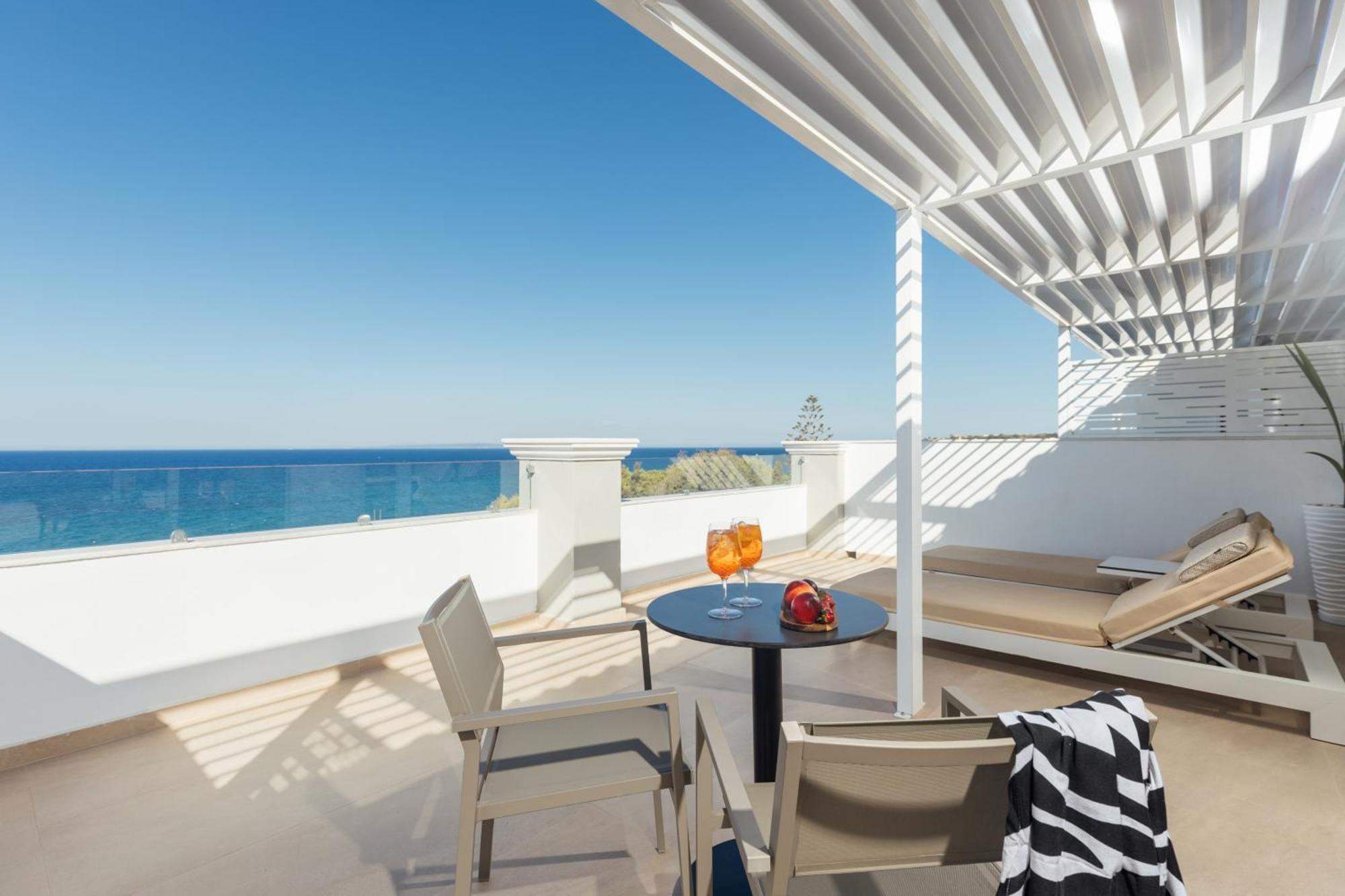 Alexandra Beach Resort & Spa チィリヴィ エクステリア 写真